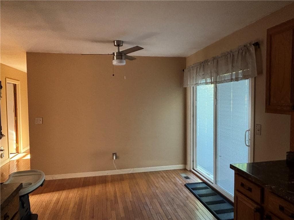 Single Family Residence at 17 Warren Court, Cranston, photo 4 of 14
