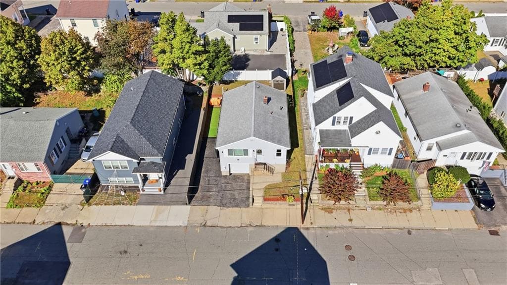 Single Family Residence at 74 Messina Street, Providence, photo 2 of 31