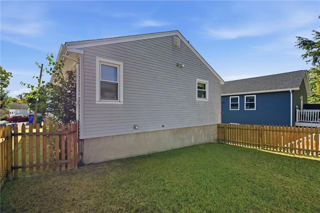 Single Family Residence at 74 Messina Street, Providence, photo 29 of 31