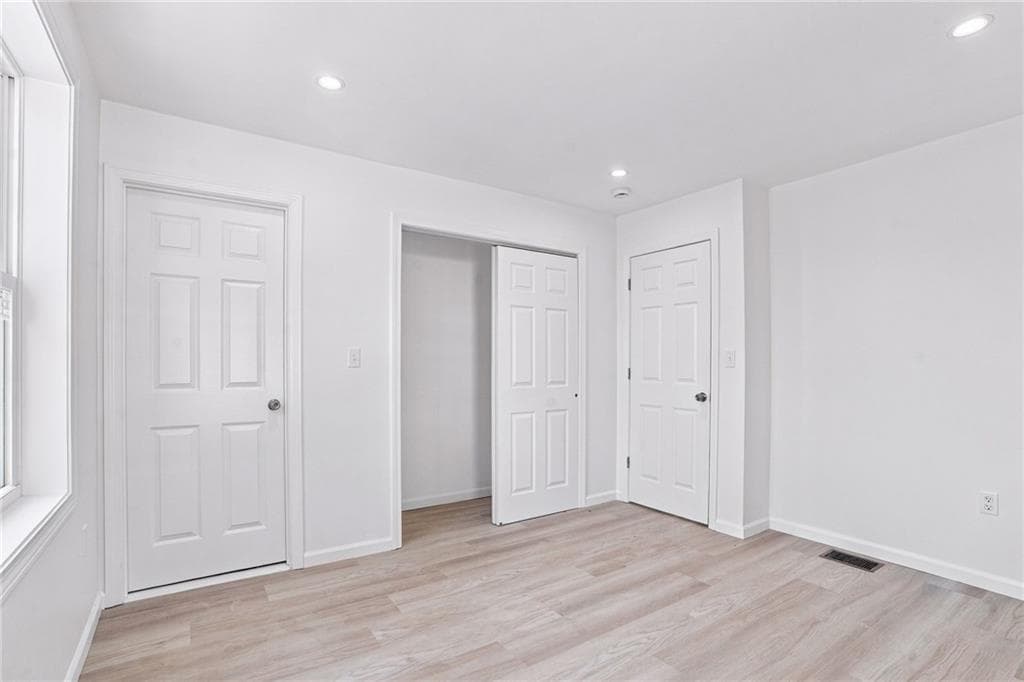 Single Family Residence at 209 Lincoln Street, Woonsocket, photo 15 of 26