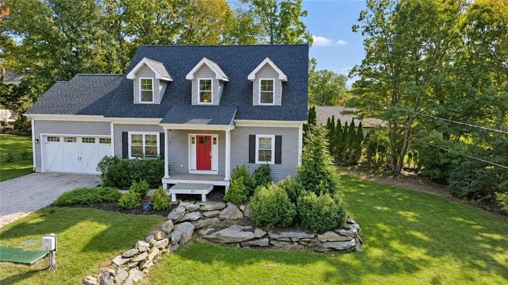 Single Family Residence at 17 Ferry Street, Jamestown, photo 7 of 50