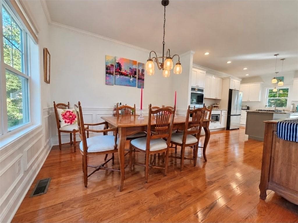 Single Family Residence at 17 Ferry Street, Jamestown, photo 9 of 50