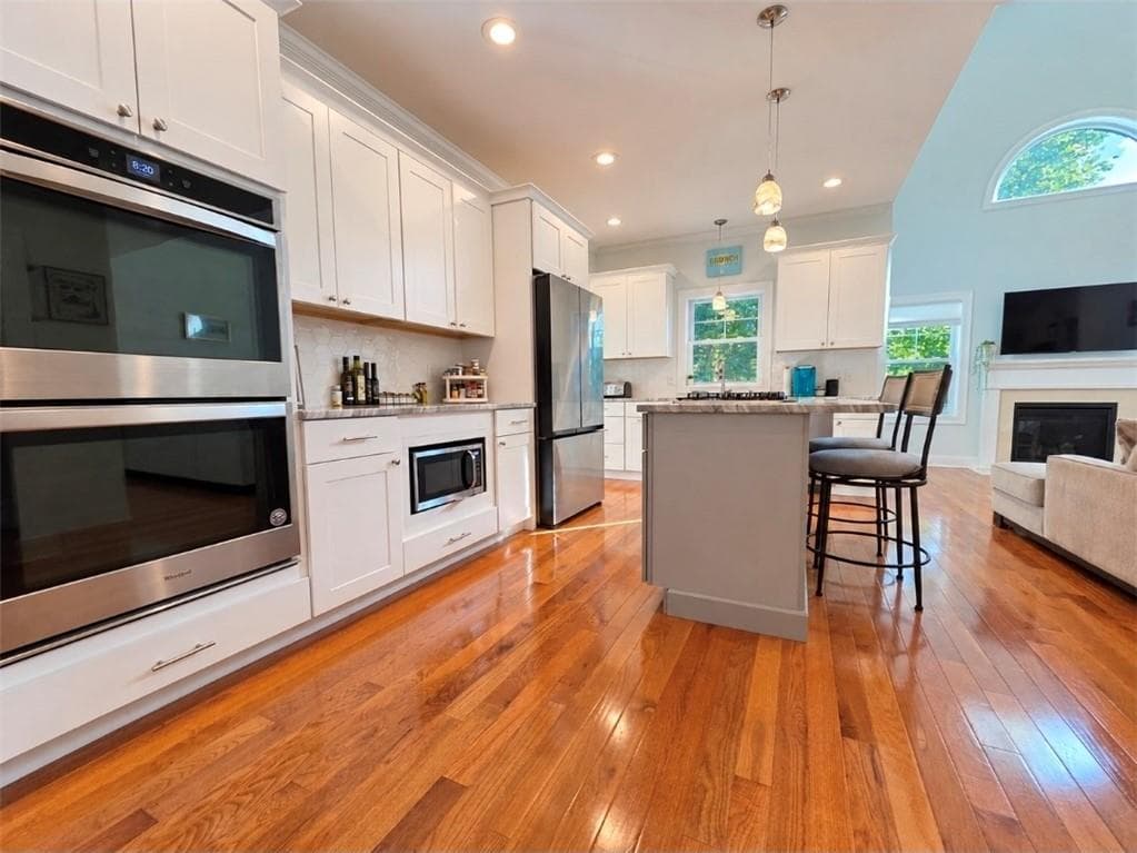 Single Family Residence at 17 Ferry Street, Jamestown, photo 11 of 50