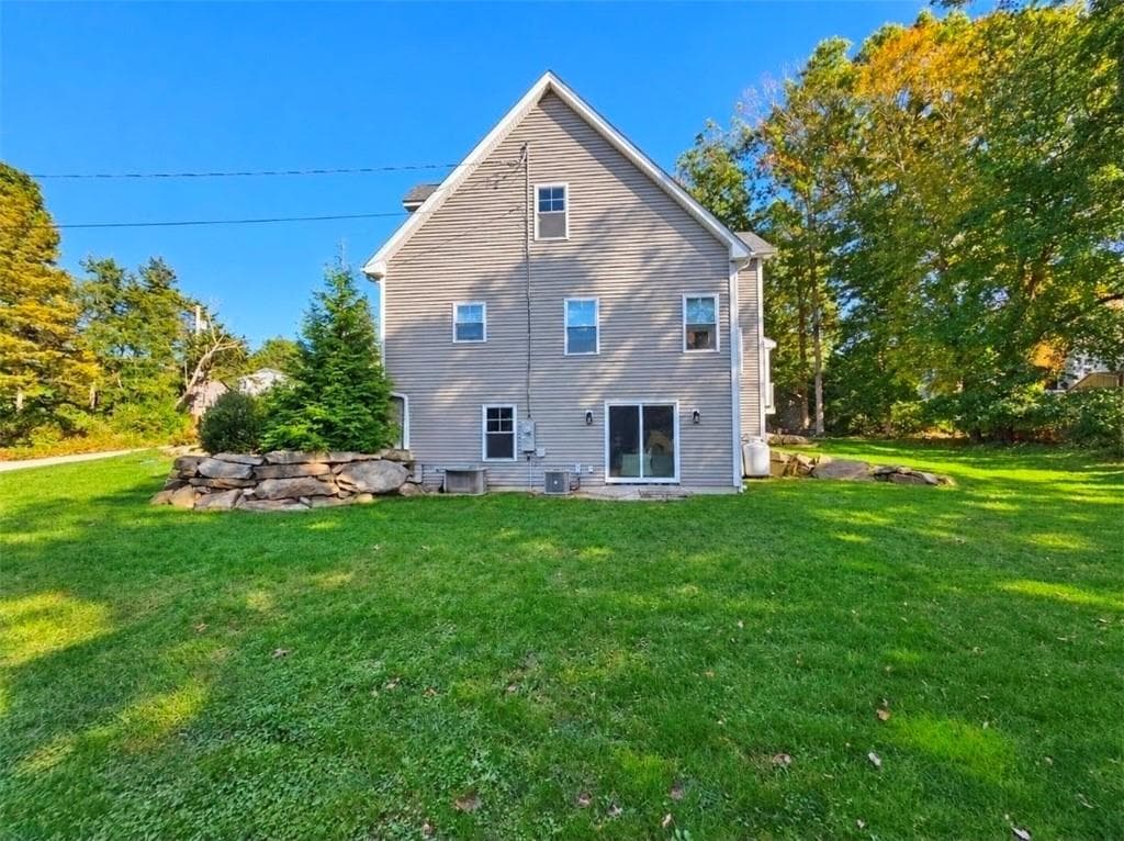 Single Family Residence at 17 Ferry Street, Jamestown, photo 35 of 50