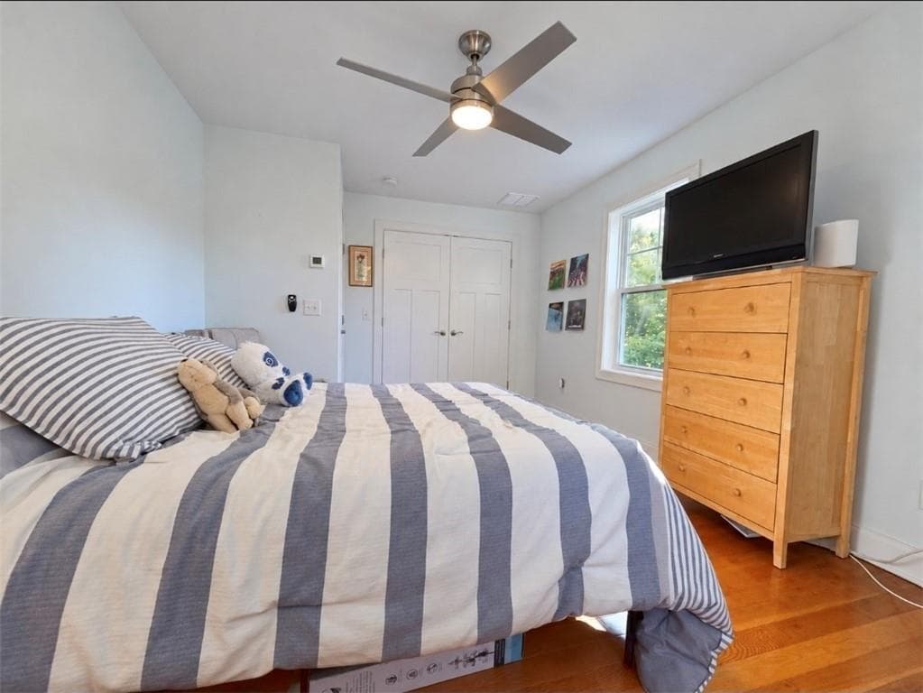 Single Family Residence at 17 Ferry Street, Jamestown, photo 29 of 50