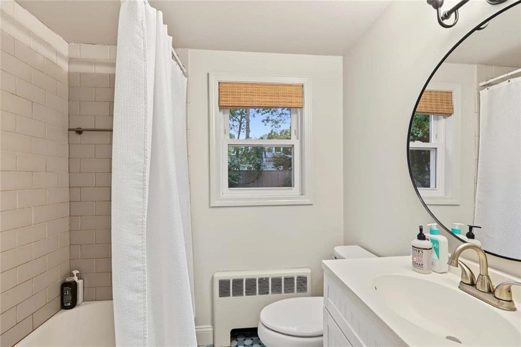 Single Family Residence at 18 Pine Cone Drive, Barrington, photo 22 of 35