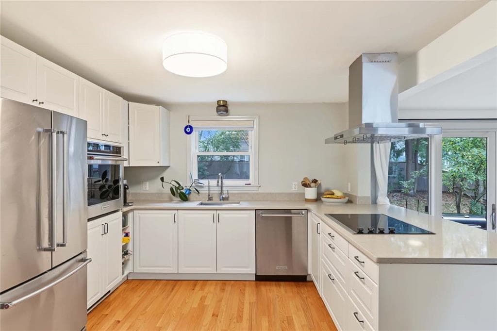 Single Family Residence at 18 Pine Cone Drive, Barrington, photo 11 of 35
