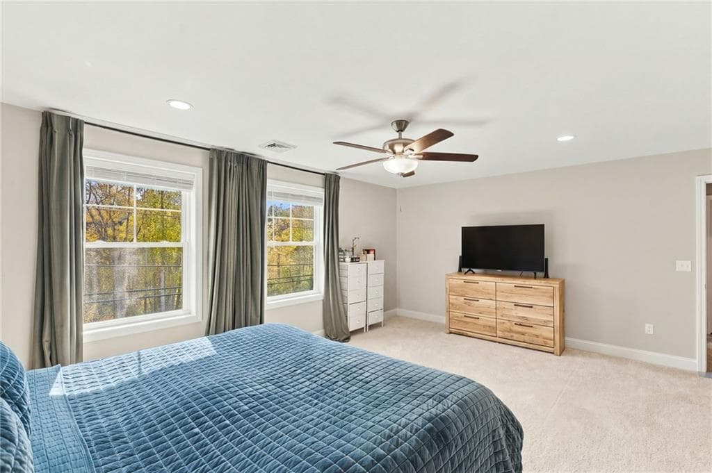 Single Family Residence at 8 Wincheck Pond Road, Hopkinton, photo 27 of 49