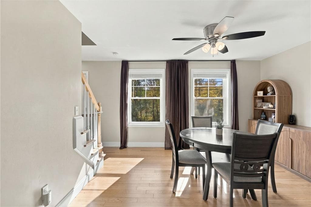 Single Family Residence at 8 Wincheck Pond Road, Hopkinton, photo 33 of 49