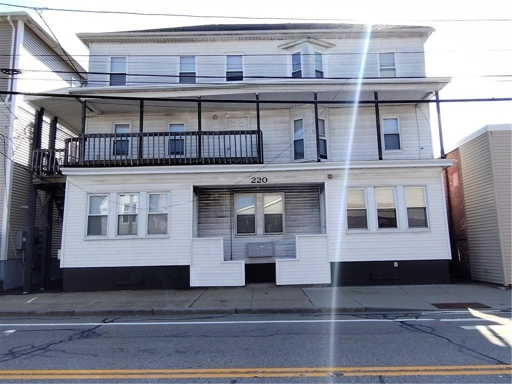 220 Washington Street