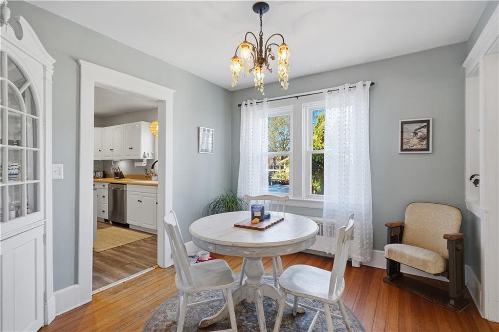 Single Family Residence at 26 Sunset Drive, Barrington, photo 13 of 36
