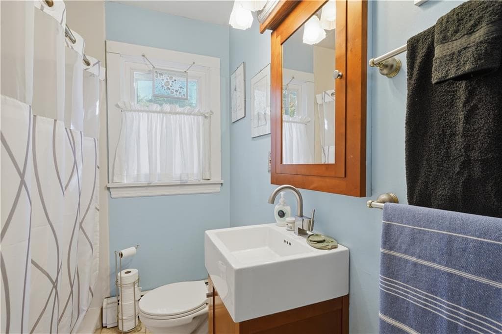 Single Family Residence at 26 Sunset Drive, Barrington, photo 26 of 36