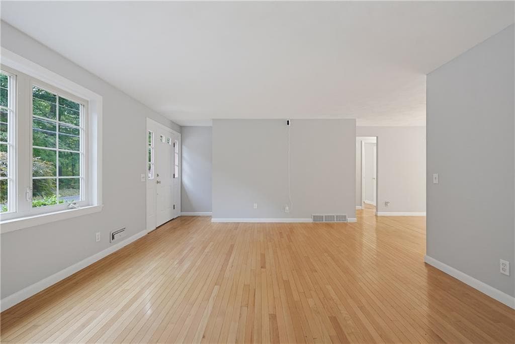 Single Family Residence at 161 Rounds Avenue, East Providence, photo 7 of 44