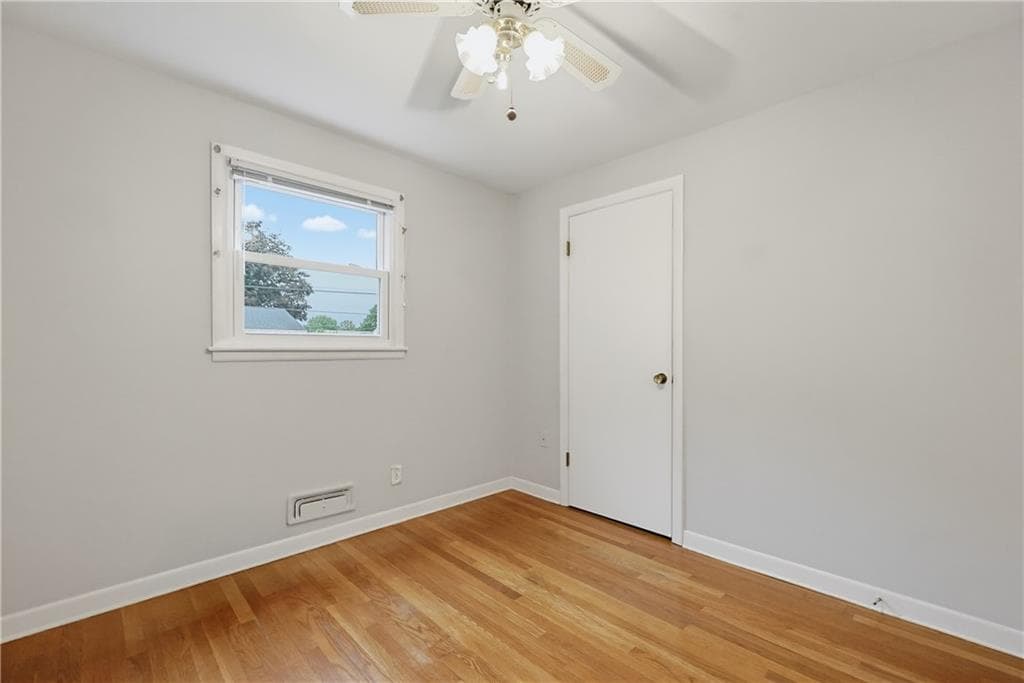 Single Family Residence at 161 Rounds Avenue, East Providence, photo 30 of 44