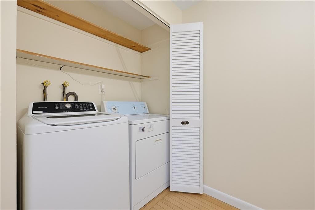 Single Family Residence at 161 Rounds Avenue, East Providence, photo 15 of 44