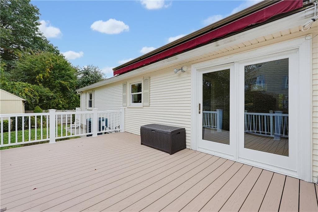 Single Family Residence at 161 Rounds Avenue, East Providence, photo 40 of 44