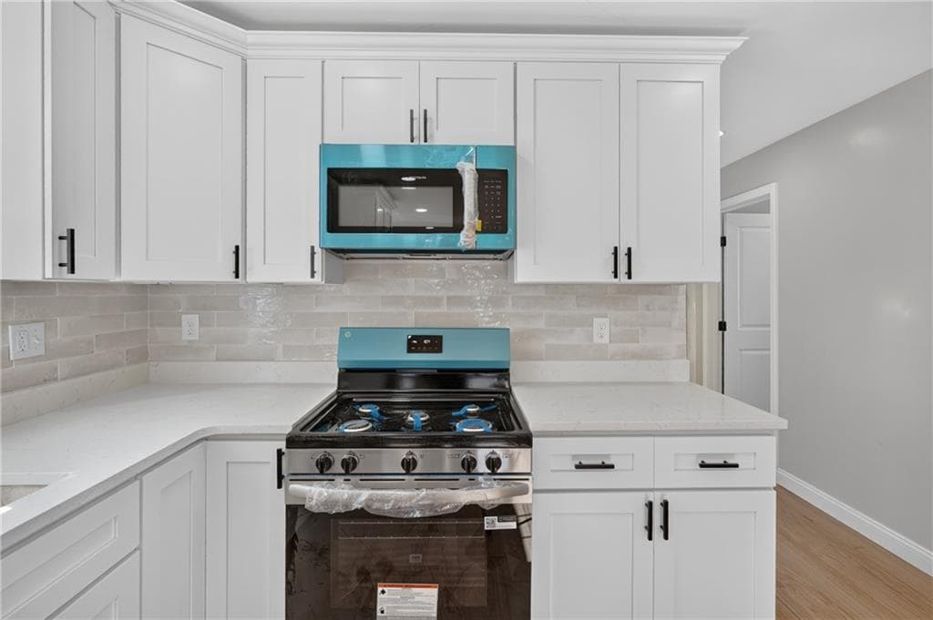 Multi Family at 91 Terrace Avenue, Providence, photo 10 of 48