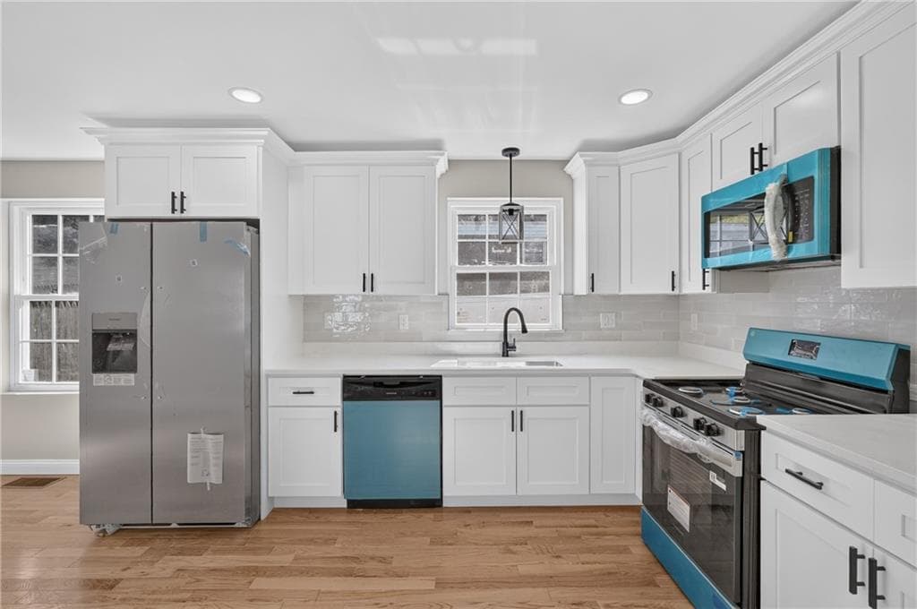 Multi Family at 91 Terrace Avenue, Providence, photo 11 of 48