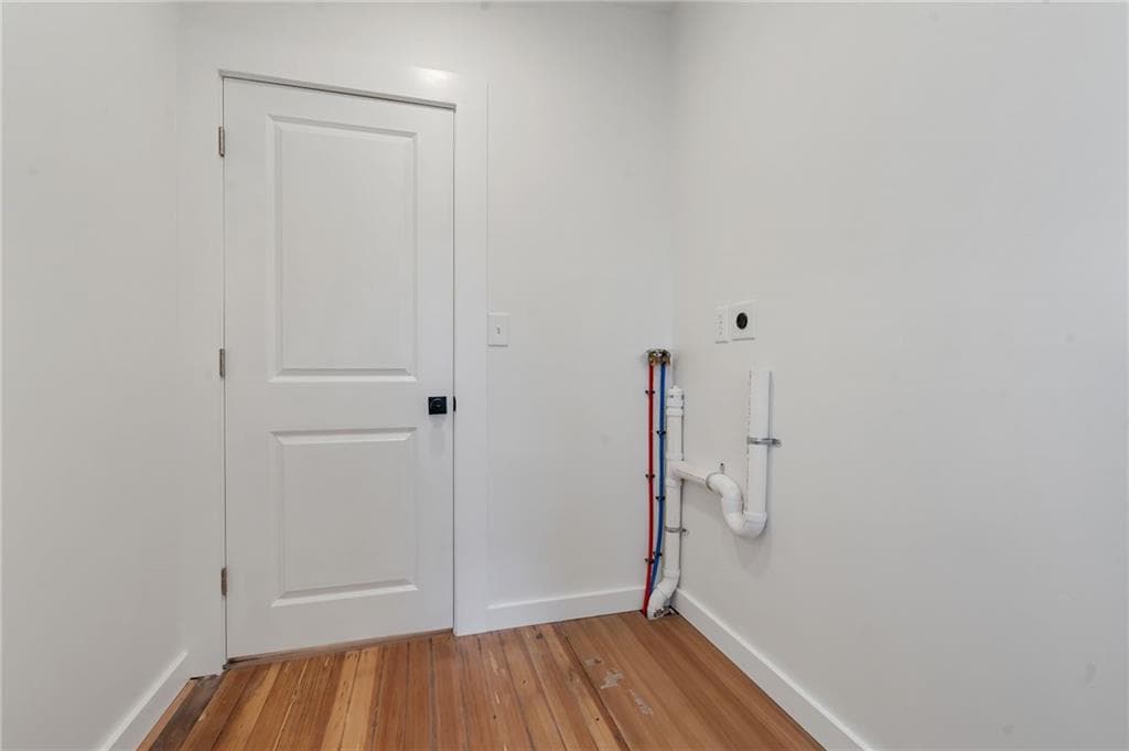 Single Family Residence at 92 Bartlett Avenue, Cranston, photo 10 of 42