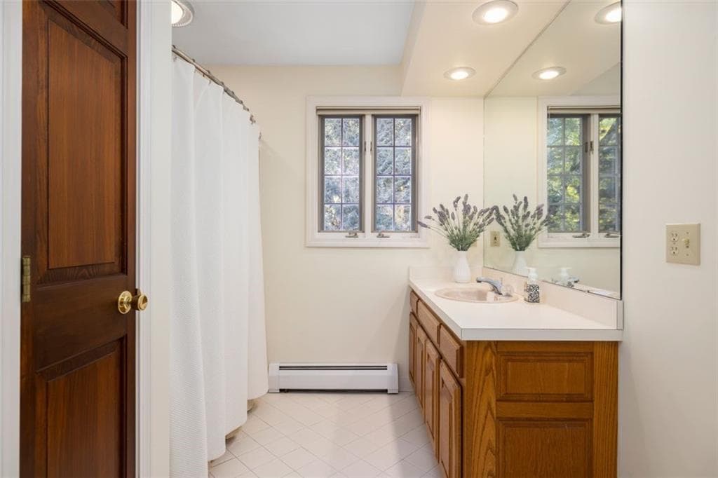 Single Family Residence at 5 Cartier Court, East Greenwich, photo 32 of 44