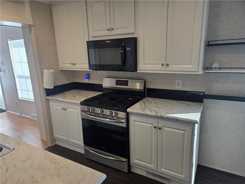 Single Family Residence at 73 Wright Way, Coventry, photo 12 of 24