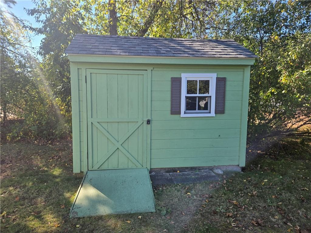 Single Family Residence at 73 Wright Way, Coventry, photo 22 of 24