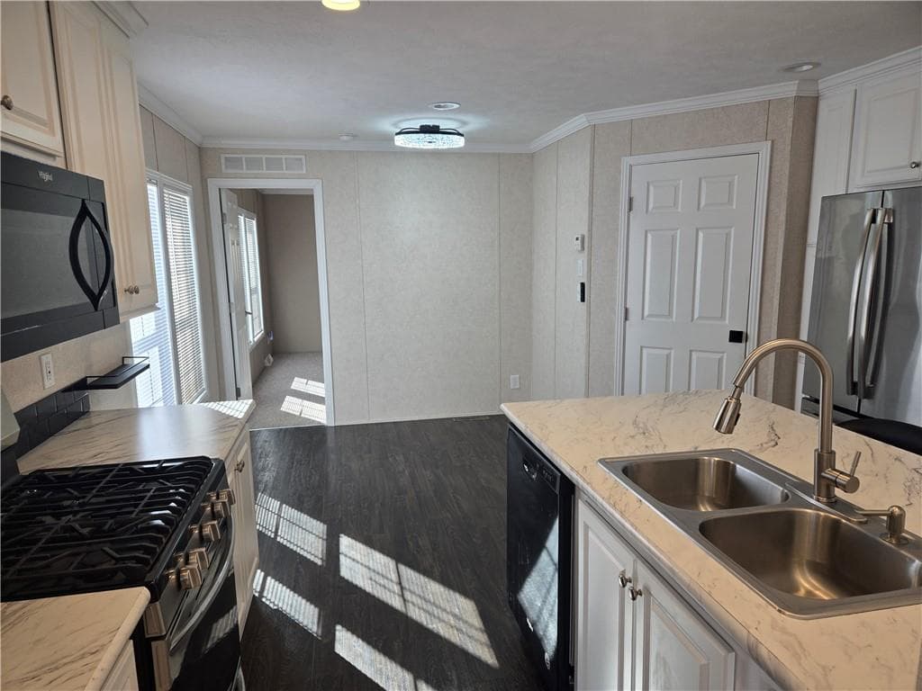 Single Family Residence at 73 Wright Way, Coventry, photo 9 of 24