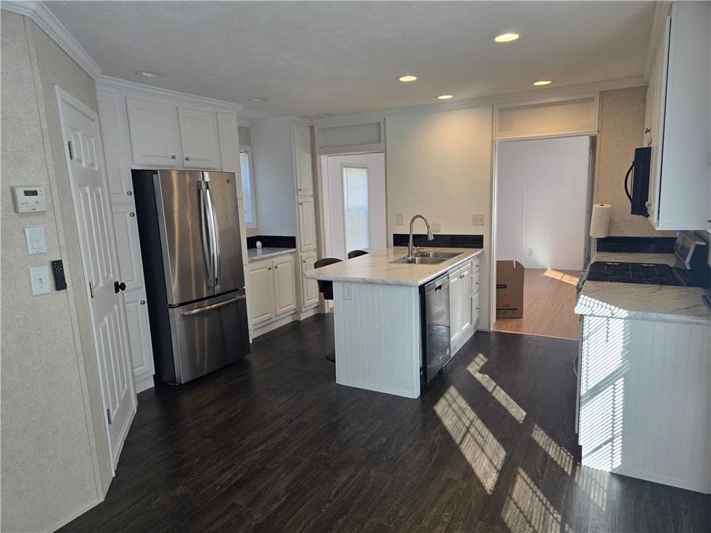 Single Family Residence at 73 Wright Way, Coventry, photo 8 of 24