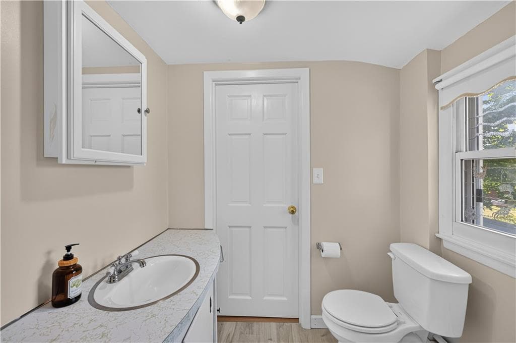 Single Family Residence at 202 Massachusetts Avenue, Warwick, photo 34 of 43