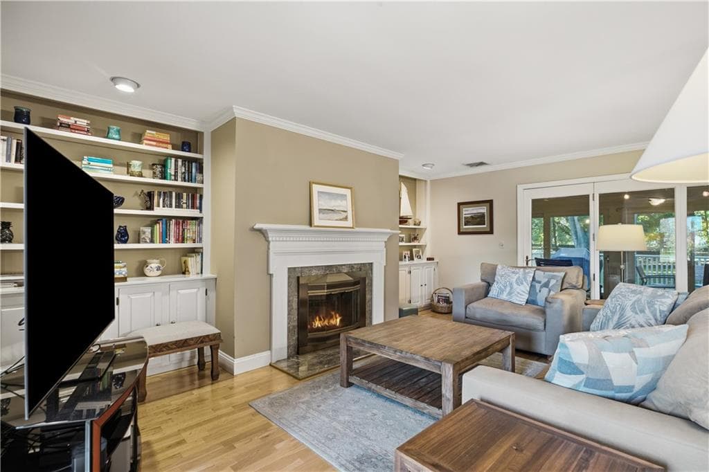 Condominium at 32 Belmont Drive UNIT 4, Portsmouth, photo 3 of 41