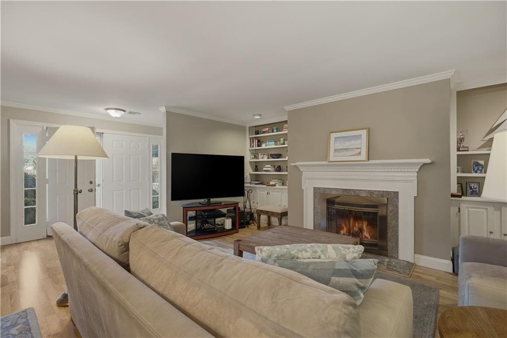 Condominium at 32 Belmont Drive UNIT 4, Portsmouth, photo 4 of 41