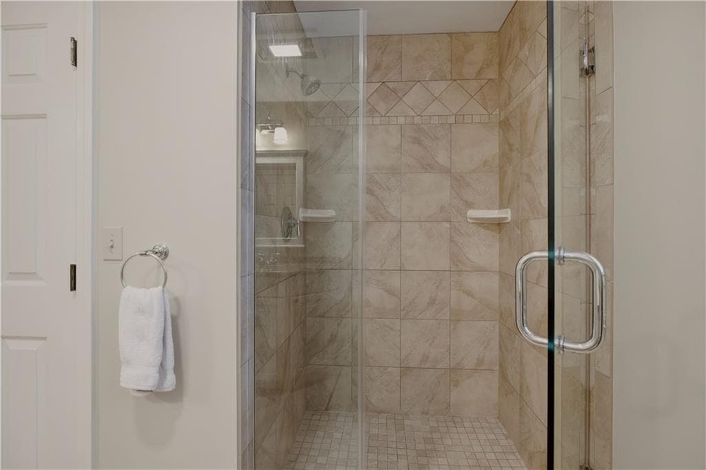 Condominium at 32 Belmont Drive UNIT 4, Portsmouth, photo 21 of 41