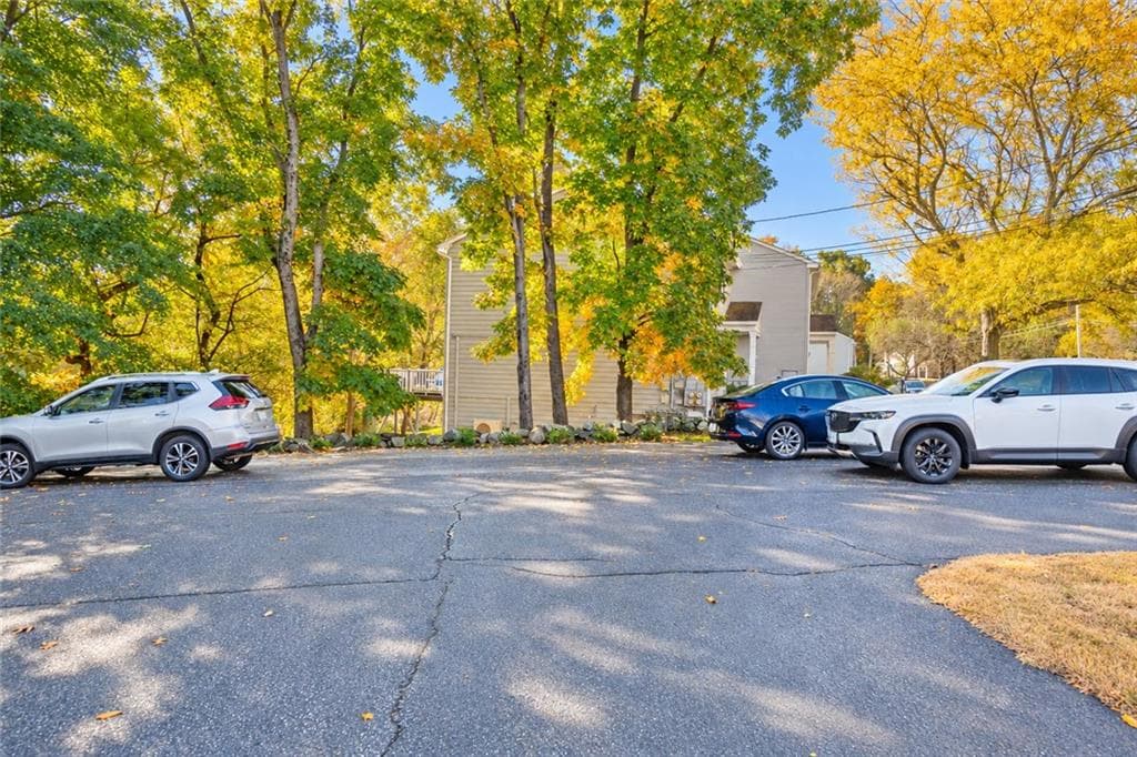 Condominium at 5 A Eagle Run, Warwick, photo 30 of 37
