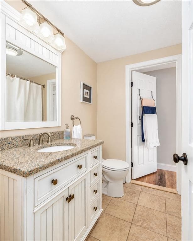 Condominium at 5 A Eagle Run, Warwick, photo 21 of 37