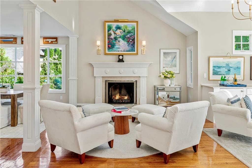 Single Family Residence at 80 Ayrault Street, Newport, photo 7 of 50
