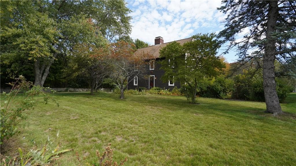 Single Family Residence at 195 Mount Hope Street, North Attleboro, photo 3 of 42
