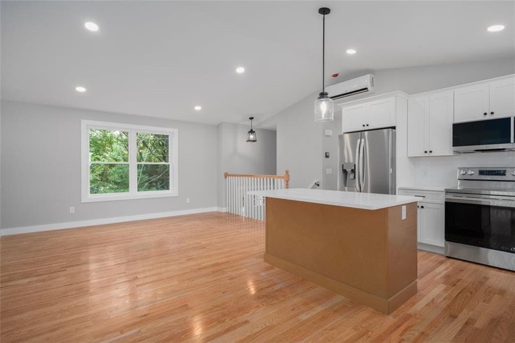 Single Family Residence at 8 North Shore Street, Warwick, photo 15 of 44