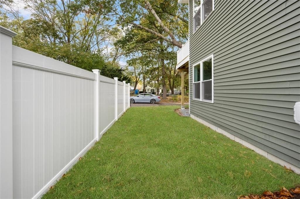 Single Family Residence at 8 North Shore Street, Warwick, photo 11 of 44