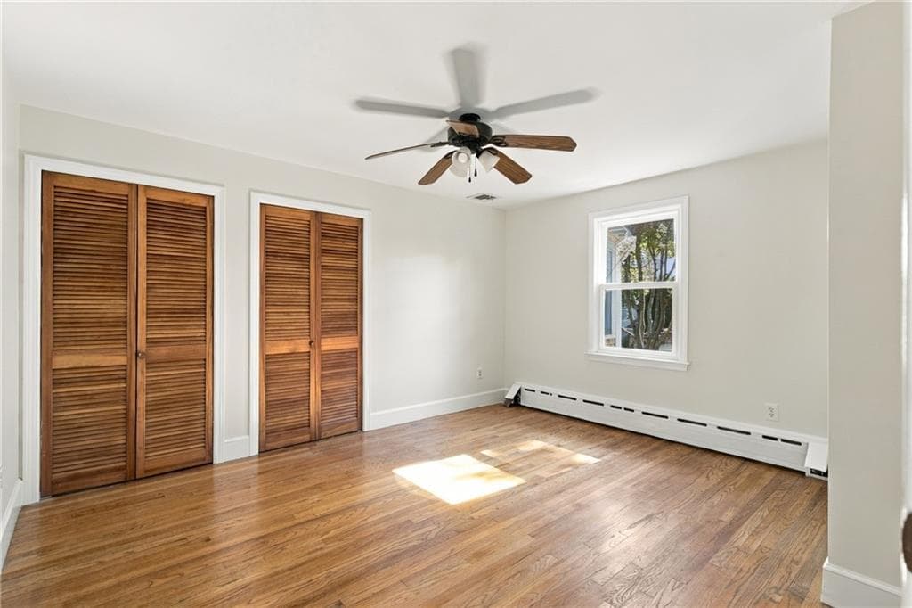 Single Family Residence at 32 Bliss Mine Road, Middletown, photo 18 of 46