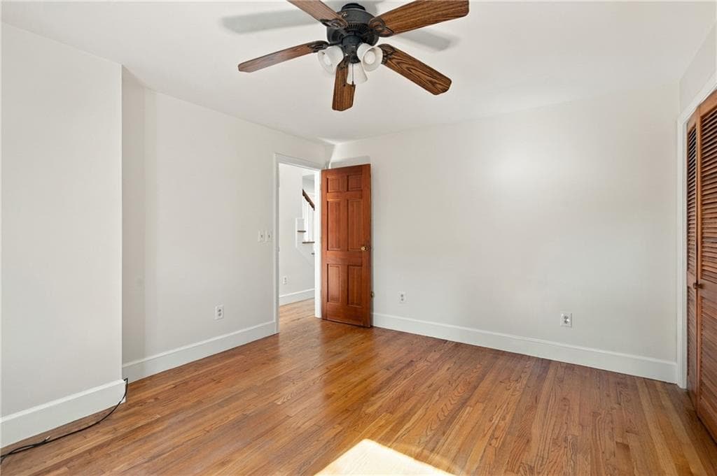 Single Family Residence at 32 Bliss Mine Road, Middletown, photo 19 of 46