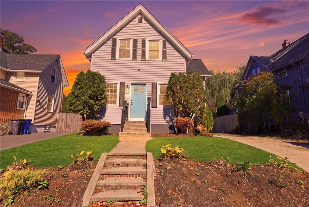Single Family Residence at 39 Marion Avenue S, Cranston, photo 2 of 34