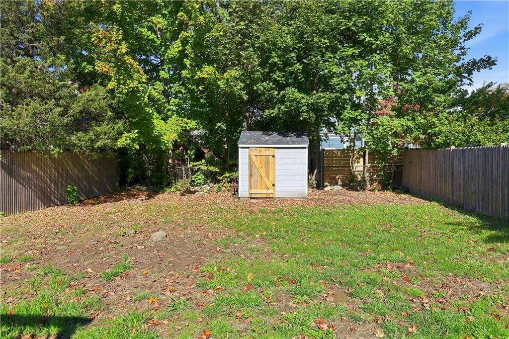 Single Family Residence at 39 Marion Avenue S, Cranston, photo 34 of 34