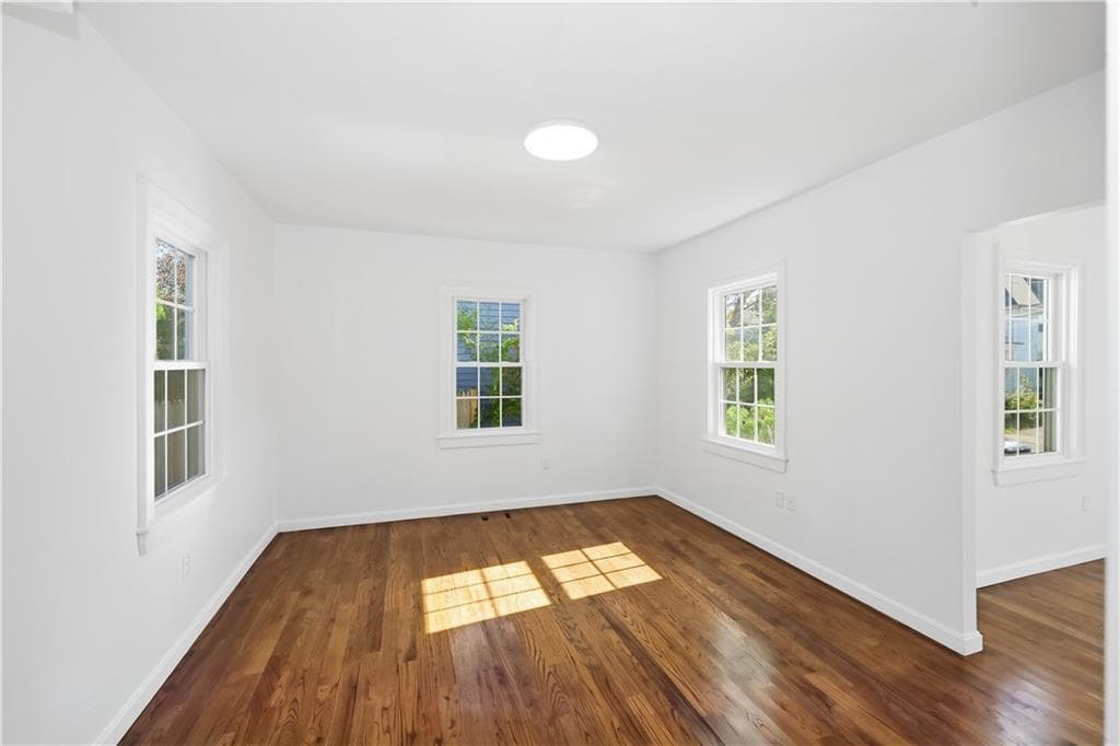 Single Family Residence at 39 Marion Avenue S, Cranston, photo 10 of 34