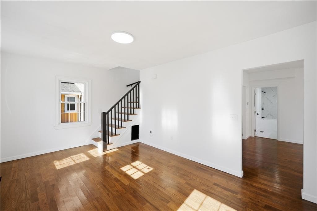 Single Family Residence at 39 Marion Avenue S, Cranston, photo 8 of 34