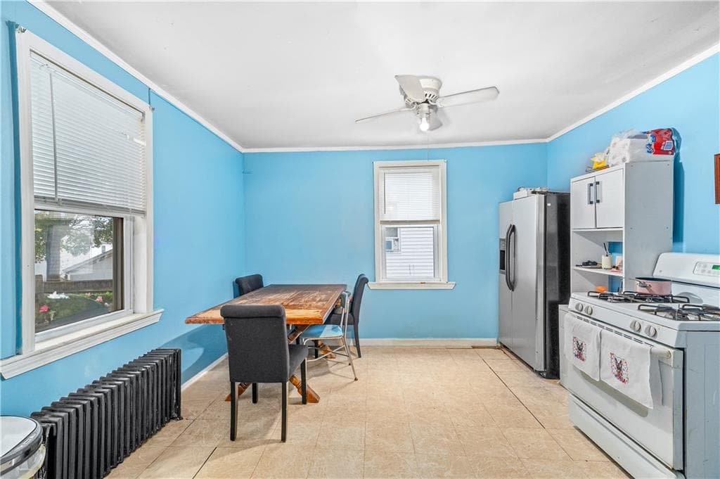 Single Family Residence at 81 Pomona Avenue, Providence, photo 7 of 16