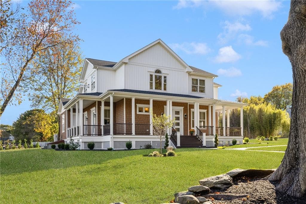 Single Family Residence at 50 Prospect Avenue, Jamestown, photo 12 of 50