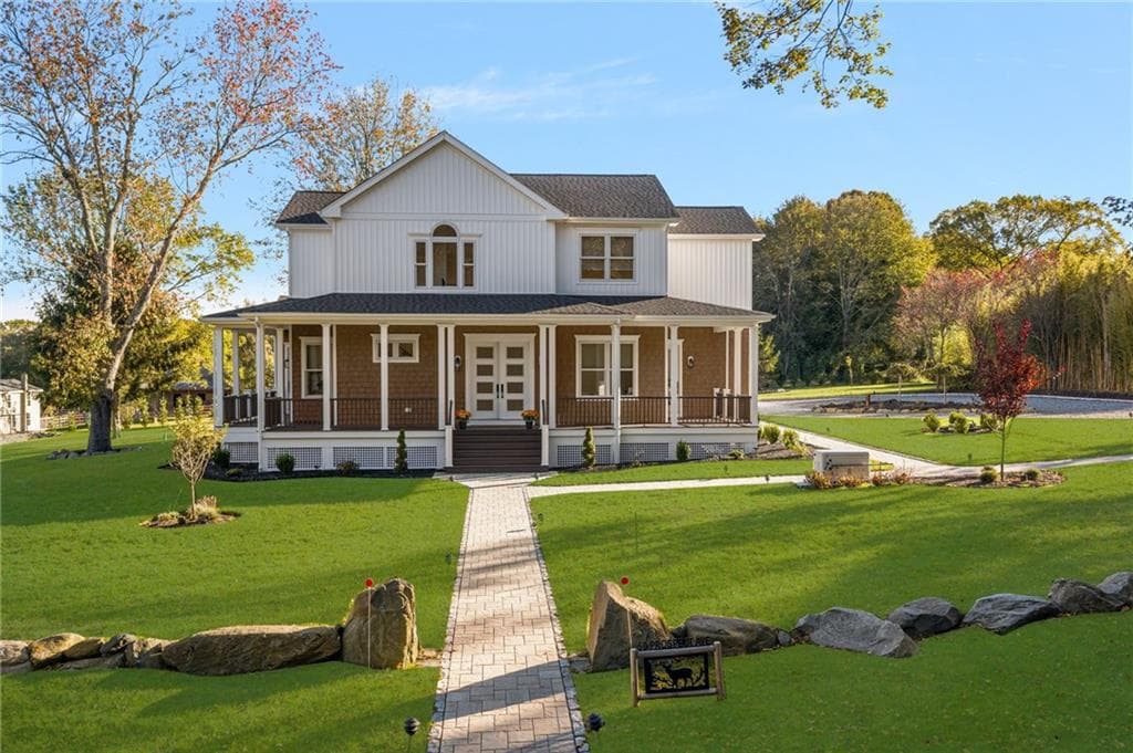 Single Family Residence at 50 Prospect Avenue, Jamestown, photo 5 of 50