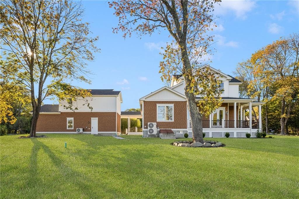 Single Family Residence at 50 Prospect Avenue, Jamestown, photo 11 of 50