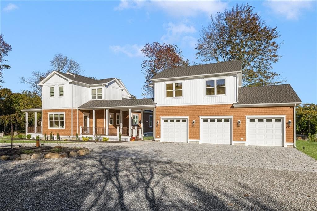Single Family Residence at 50 Prospect Avenue, Jamestown, photo 8 of 50