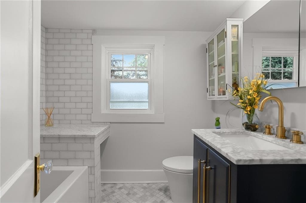 Single Family Residence at 30 Ledge Road, East Greenwich, photo 22 of 37